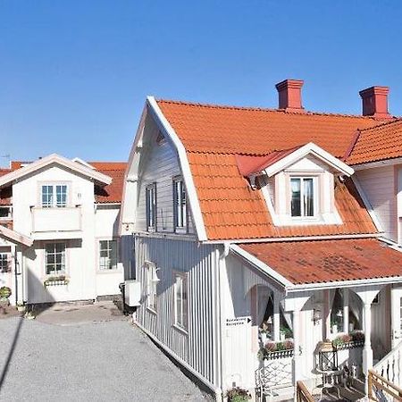 Hotell & Restaurant Solliden Stenungsund Bagian luar foto