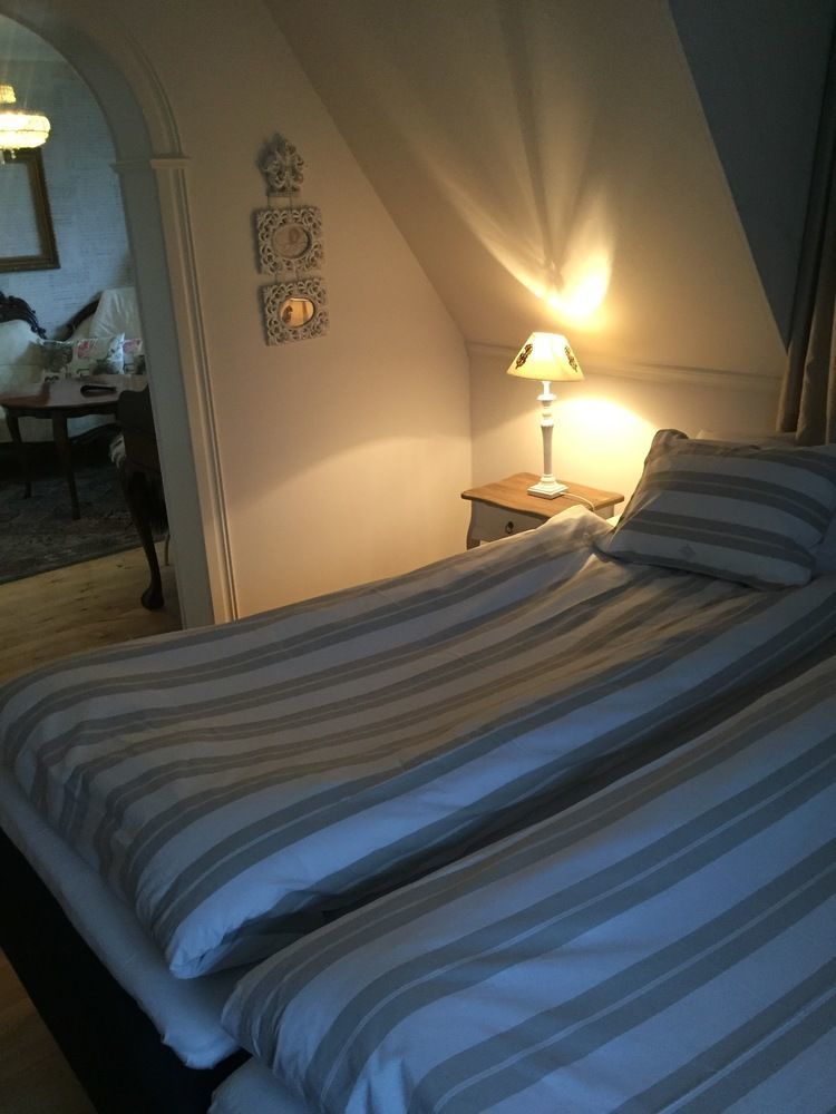 Hotell & Restaurant Solliden Stenungsund Bagian luar foto